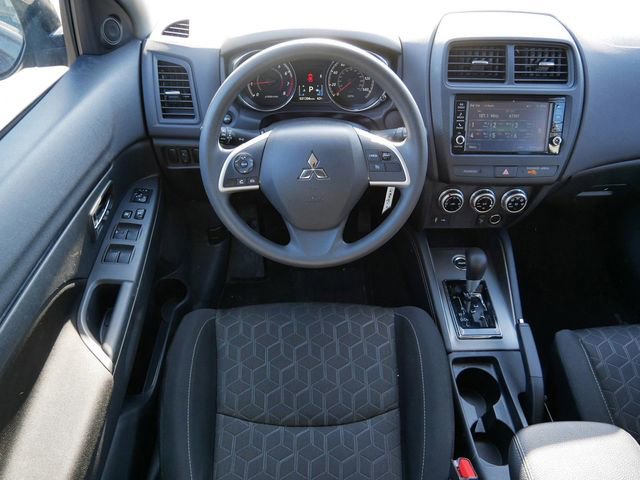 Used 2025 Mitsubishi Outlander Sport ES AWD/4WD image 11