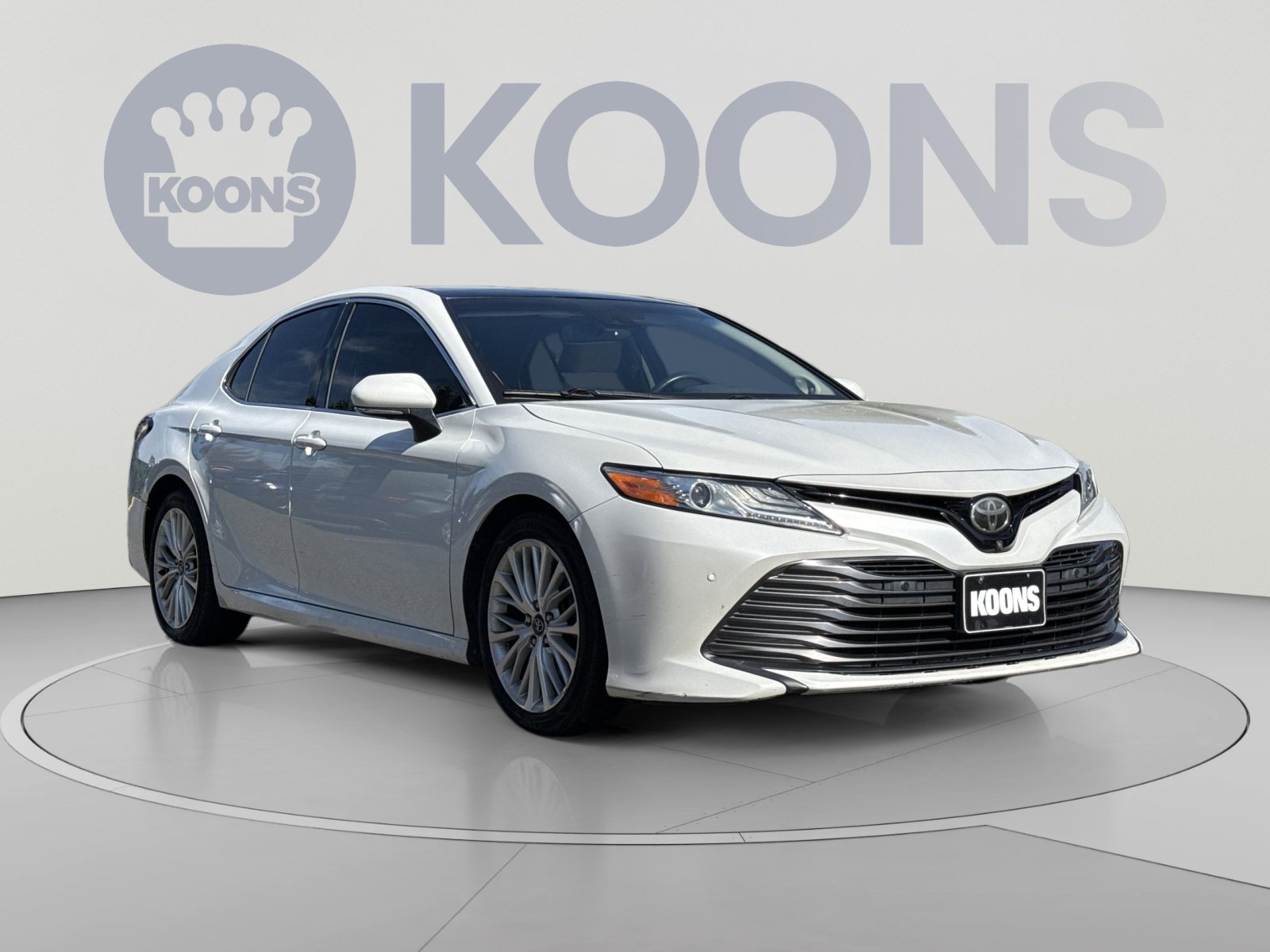Used 2018 Toyota Camry XLE w/ Audio Package FWD image 10