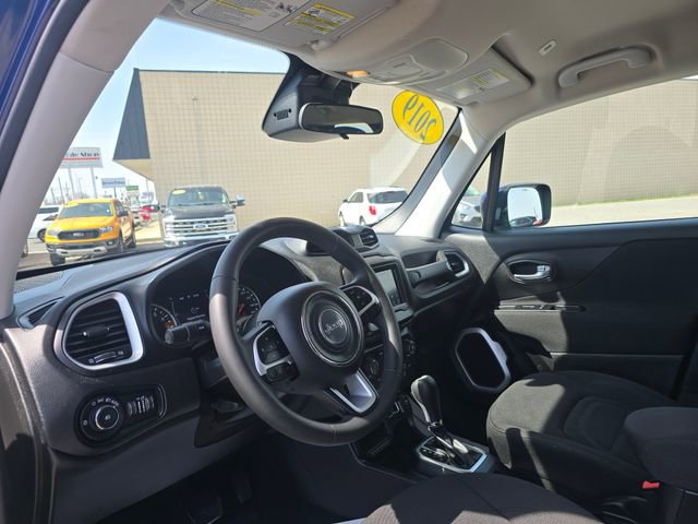 Used 2019 Jeep Renegade Latitude image 12