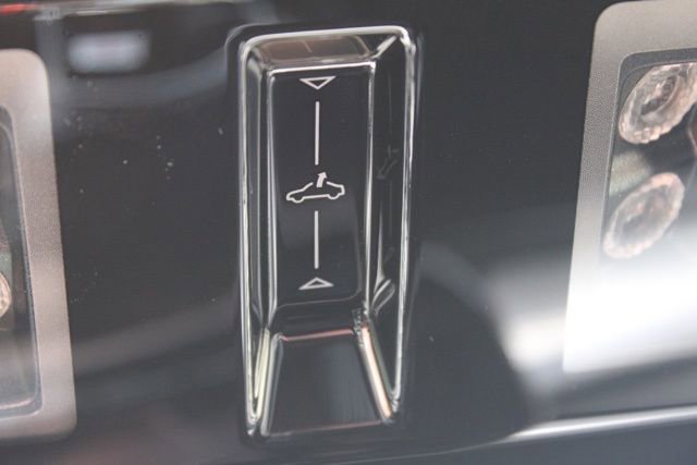 New 2025 Volkswagen GTI SE image 18