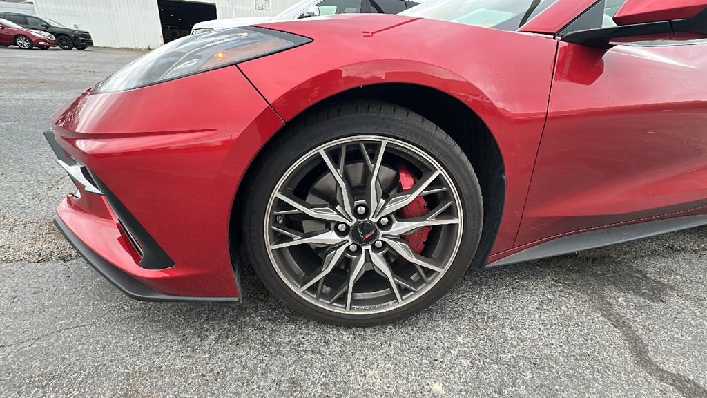Used 2024 Chevrolet Corvette Stingray Premium Conv w/ Z51 Performance Package image 2