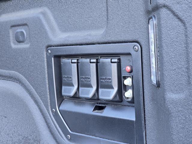 Used 2025 GMC Sierra EV Denali image 9