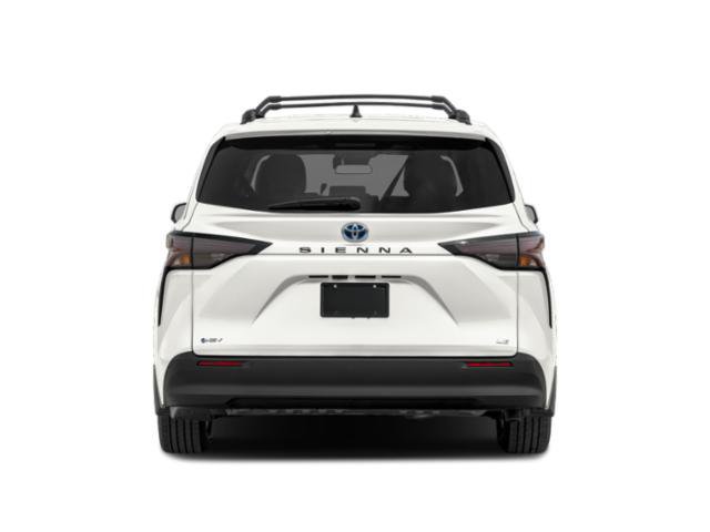 Certified 2025 Toyota Sienna LE FWD image 5