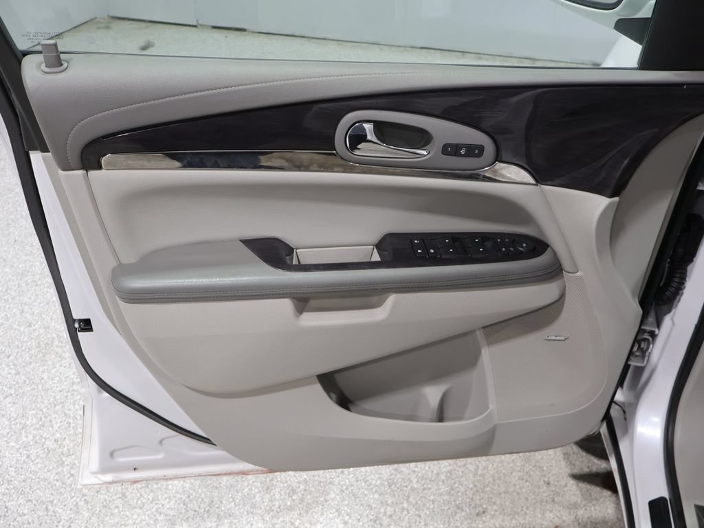 Used 2017 Buick Enclave Premium AWD/4WD image 11