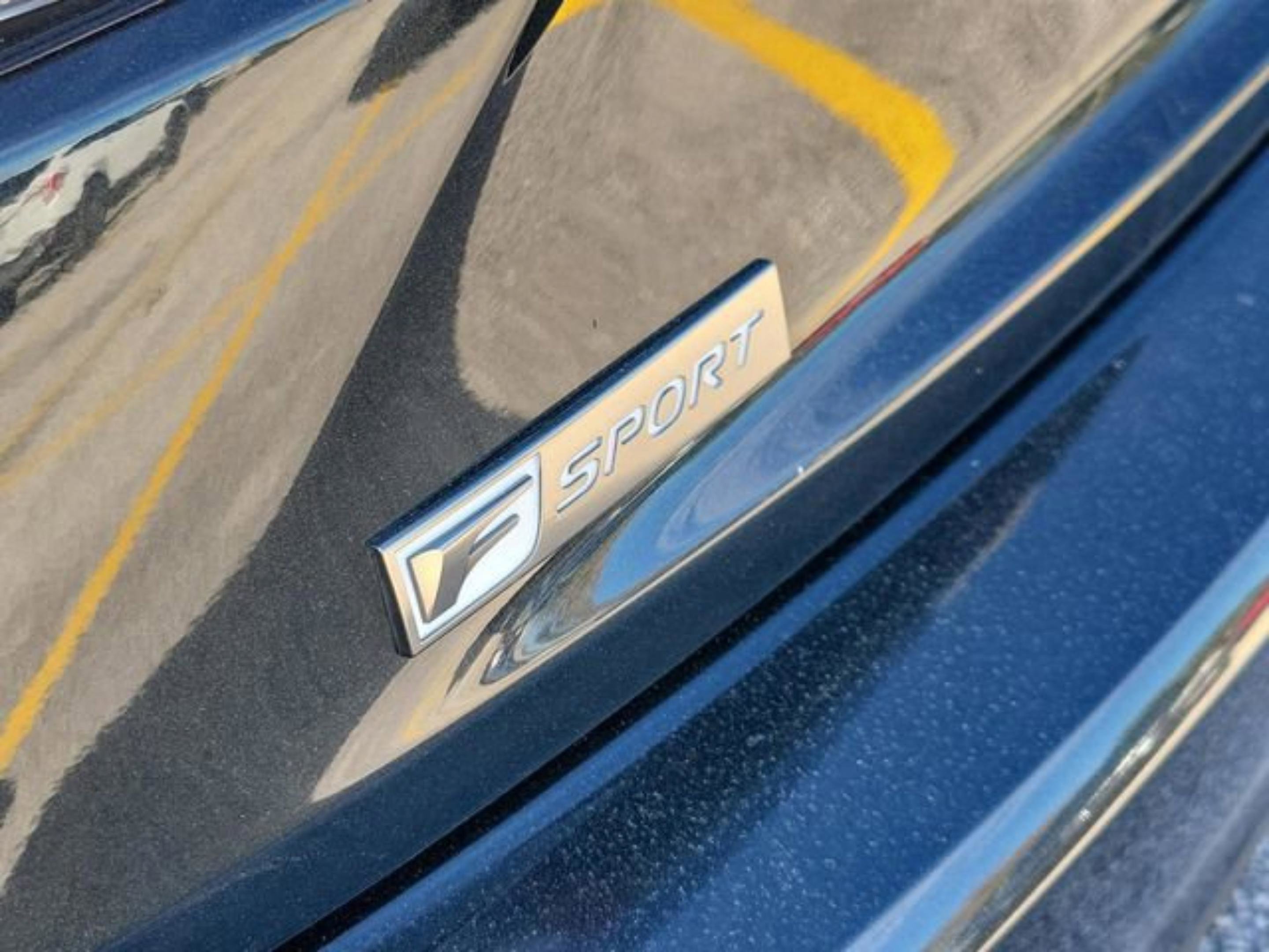 Used 2020 Lexus IS 350 F Sport w/ F Sport Package RWD image 6