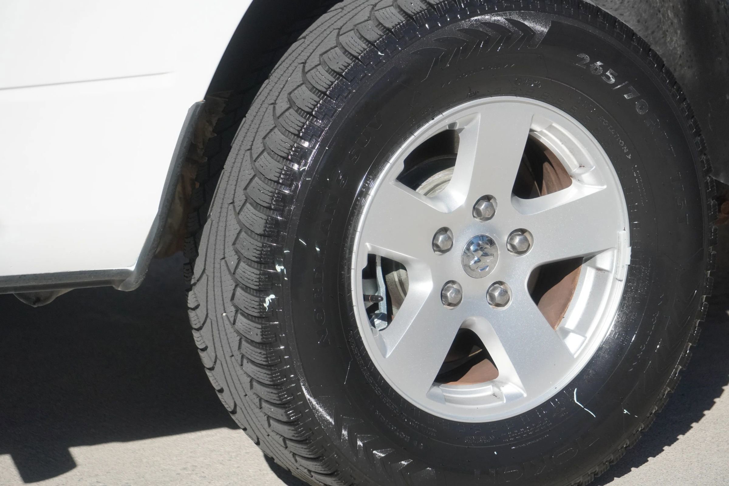 Used 2012 RAM 1500 Classic SLT w/ Luxury Group image 18