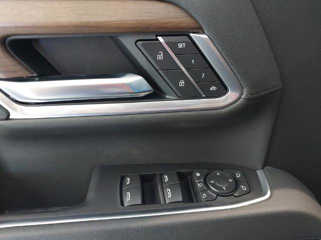 New 2026 Chevrolet Silverado 3500 High Country w/ High Country Premium Package AWD/4WD image 26