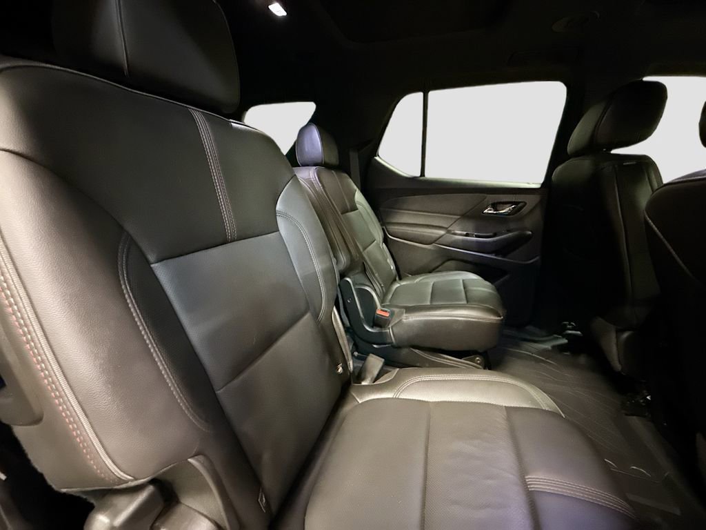 Used 2023 Chevrolet Traverse RS w/ LPO, Floor Liner Package image 29