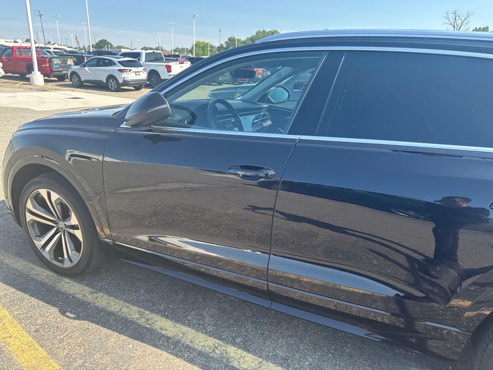 Used 2019 Audi Q8 Prestige AWD/4WD image 26