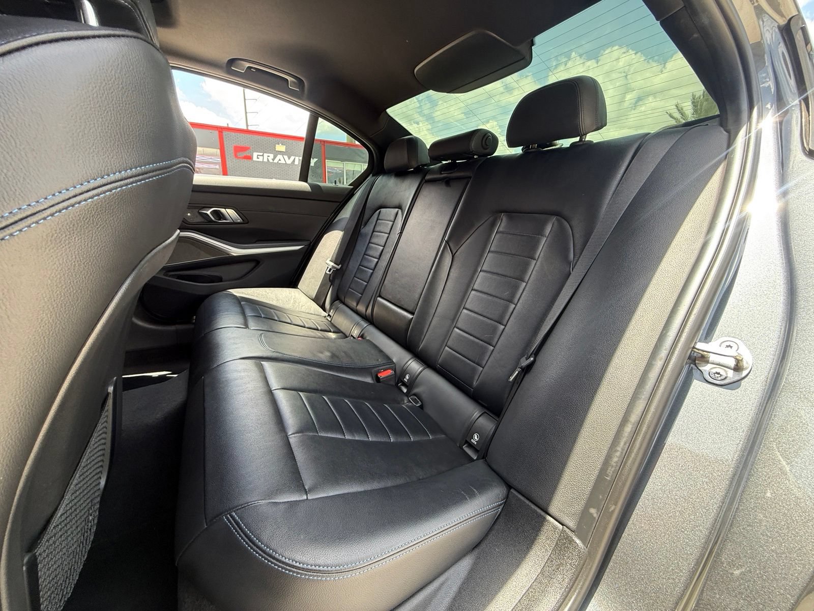 Used 2020 BMW M340i RWD image 25