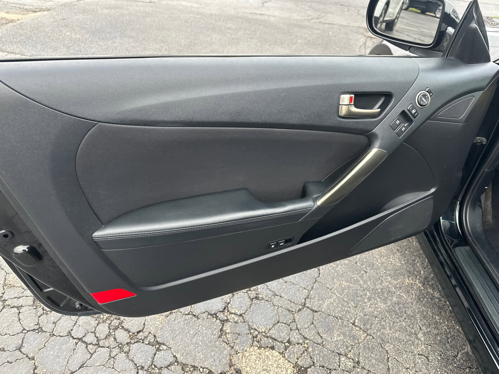 Used 2013 Hyundai Genesis 2.0T image 28