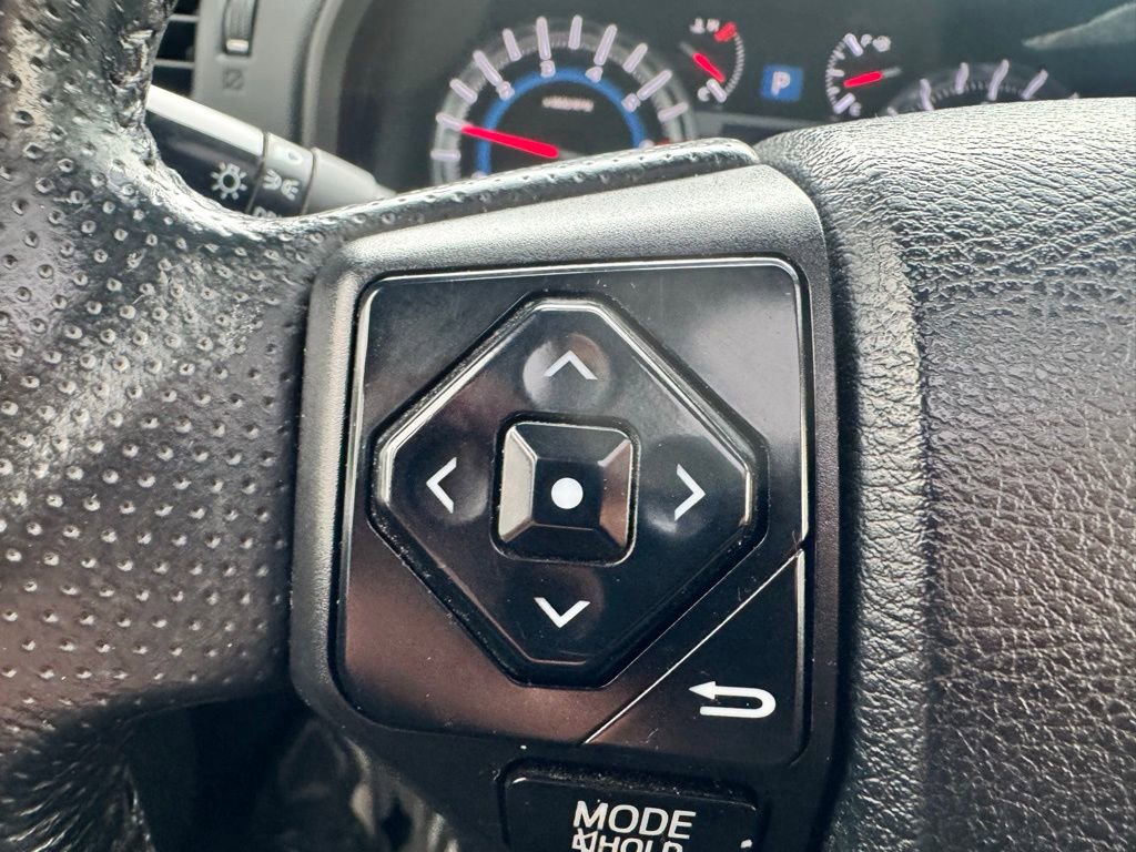 Used 2017 Toyota 4Runner SR5 Premium AWD/4WD image 17