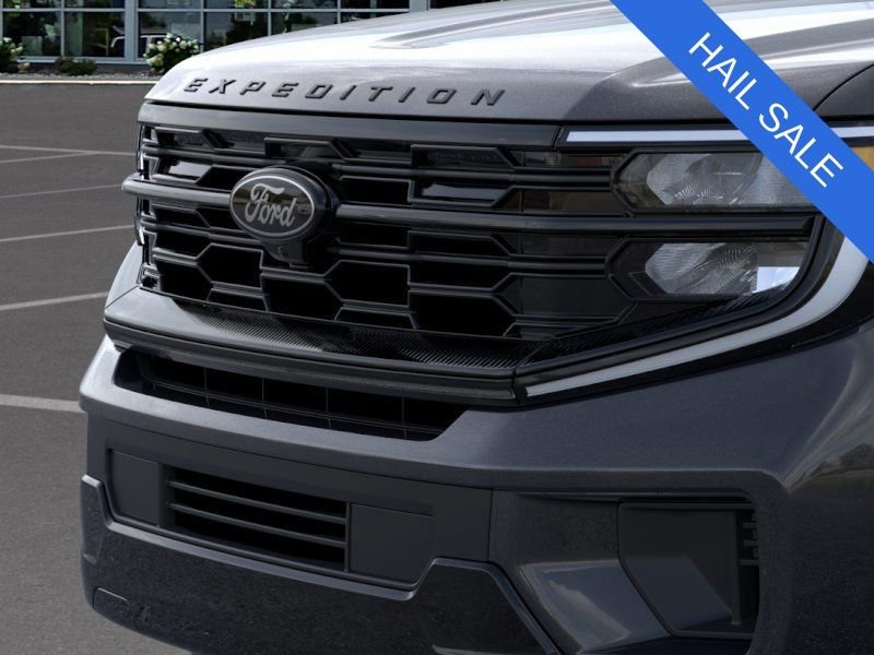 New 2025 Ford Expedition Platinum w/ Stealth Performance Package AWD/4WD image 17