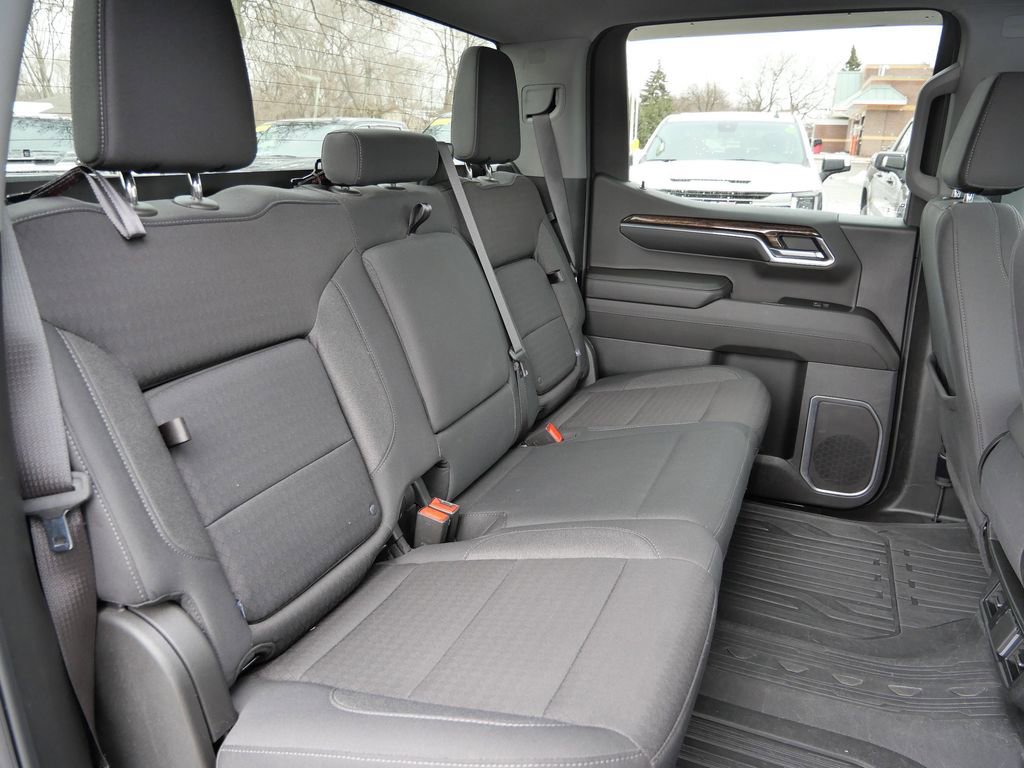 Used 2024 GMC Sierra 1500 Elevation image 19