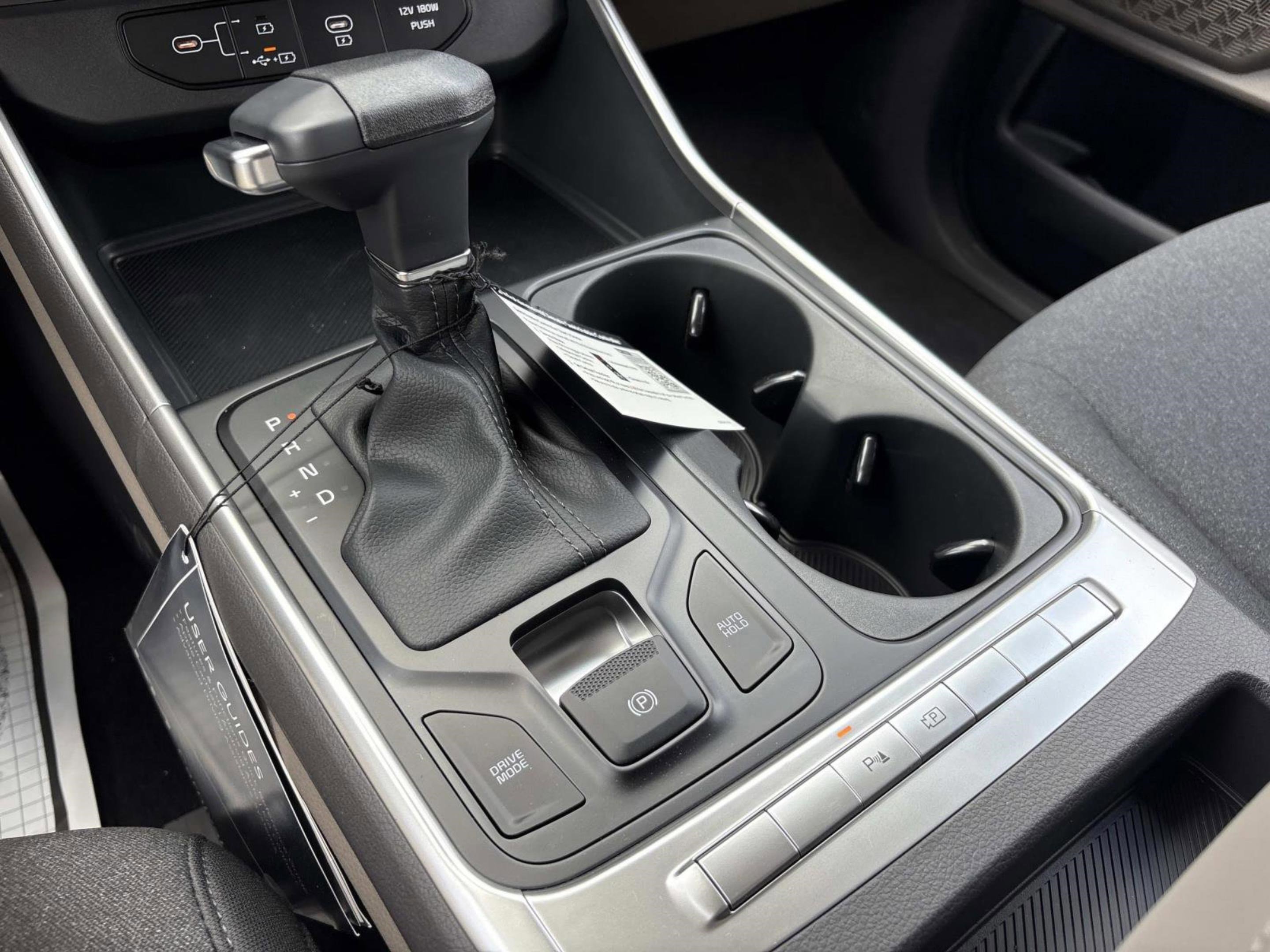 New 2026 Kia Carnival LX FWD image 29