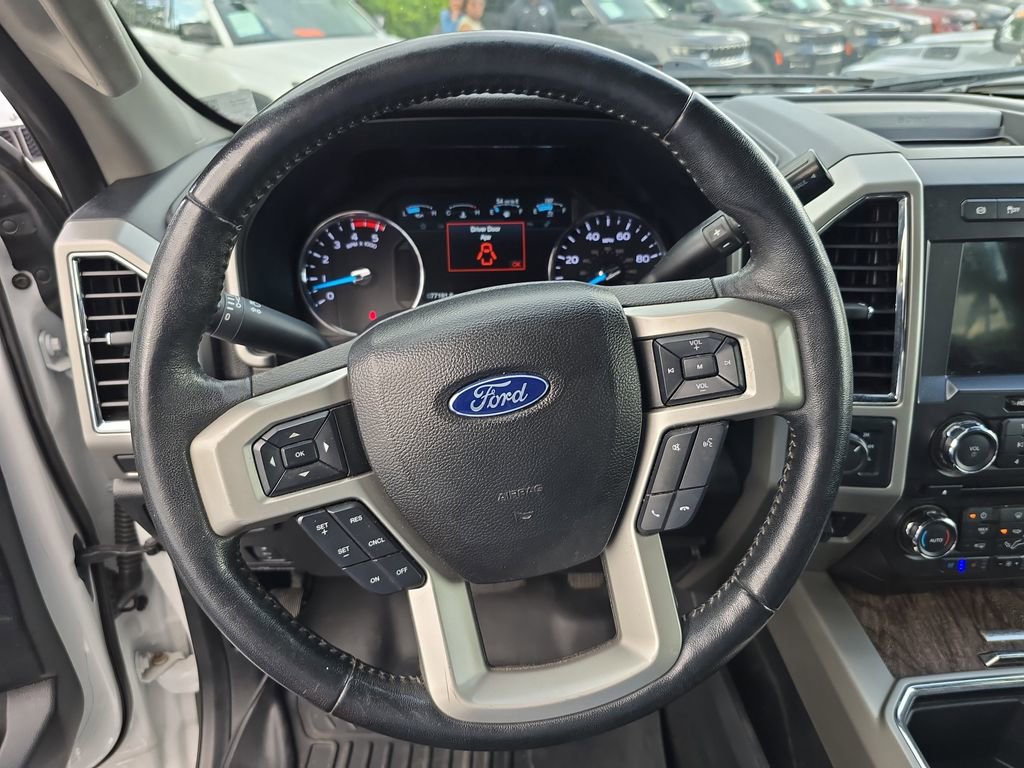 Used 2018 Ford F250 Lariat w/ Lariat Ultimate Package image 18