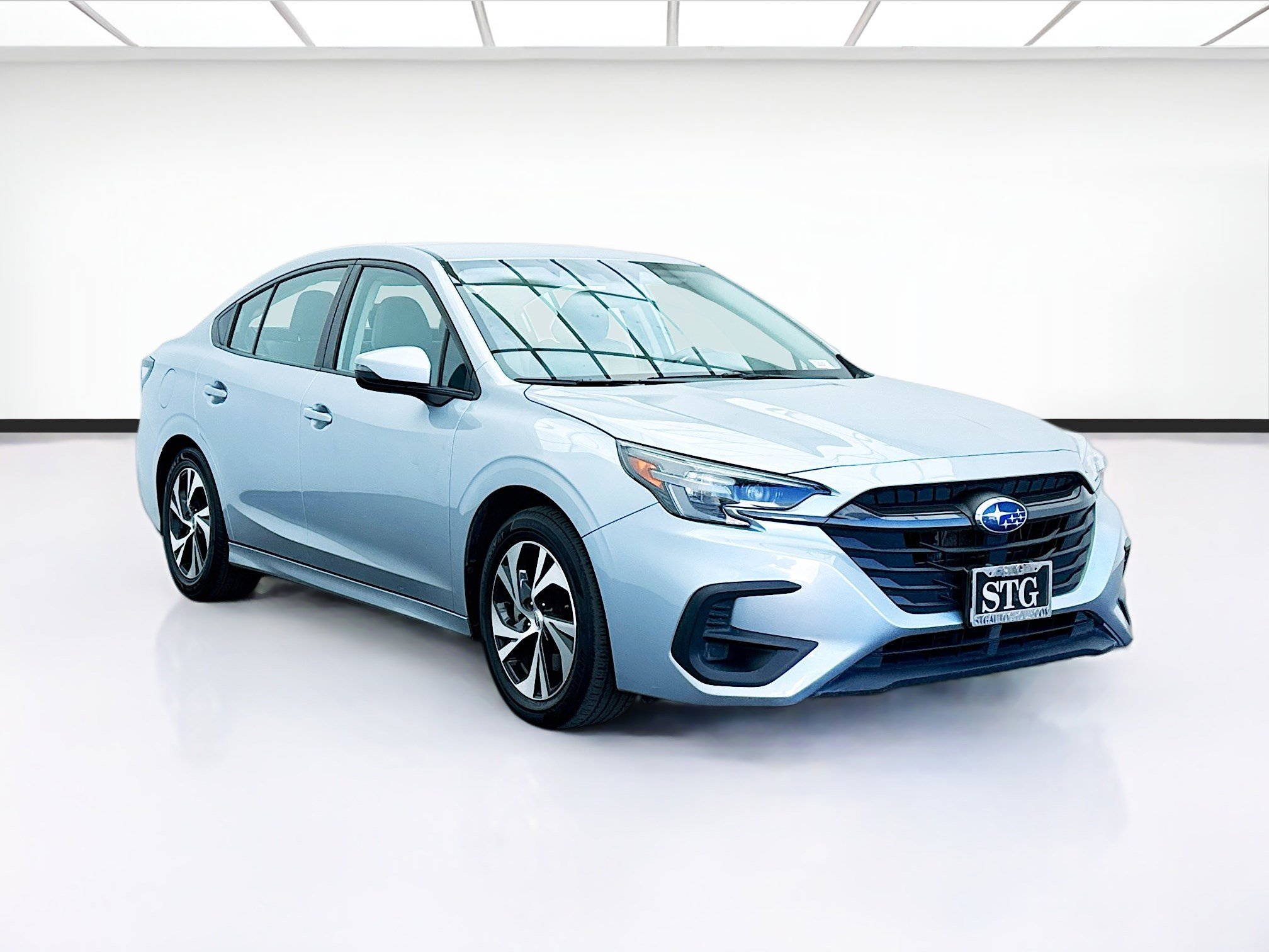 Used 2023 Subaru Legacy Premium image 3