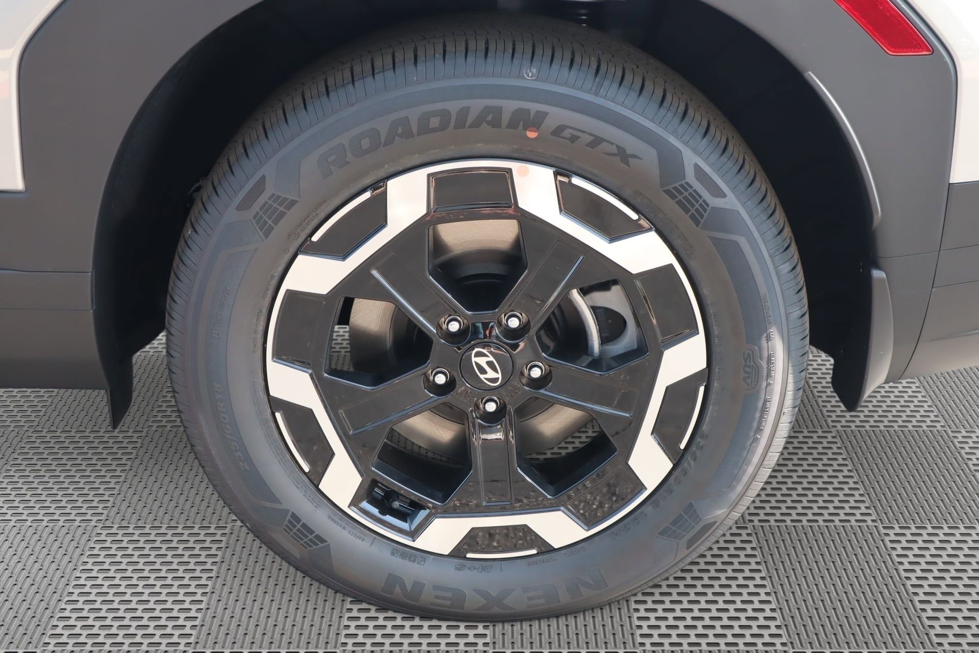 New 2026 Hyundai Santa Fe SEL image 5