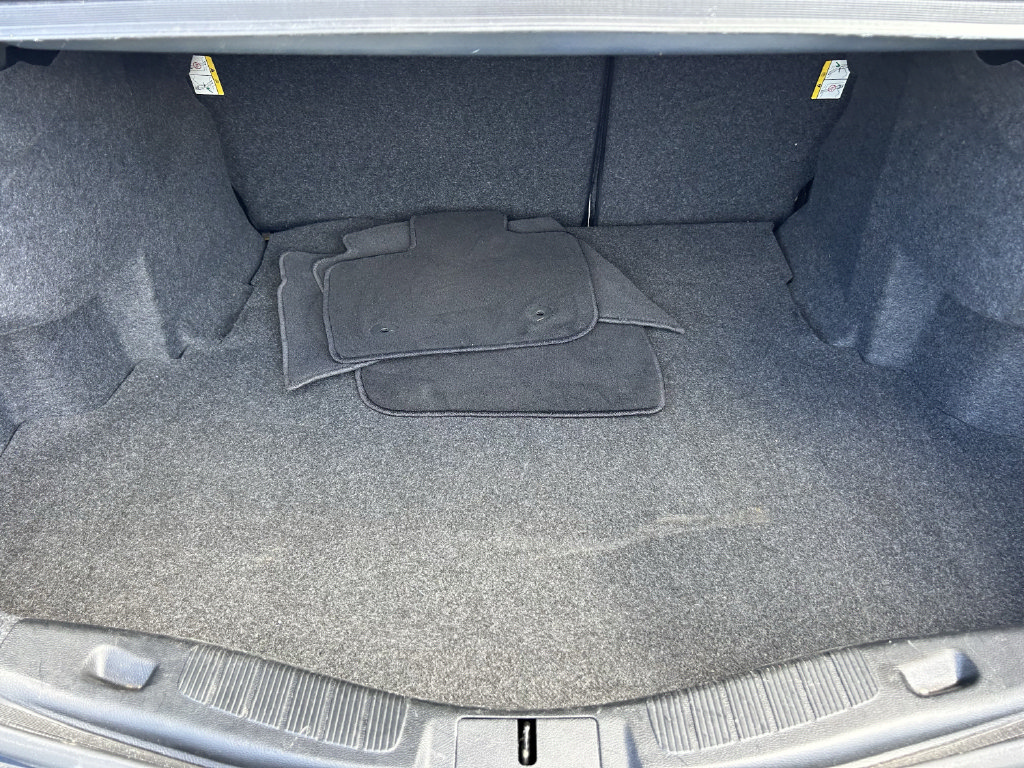 Used 2019 Ford Fusion S FWD image 15