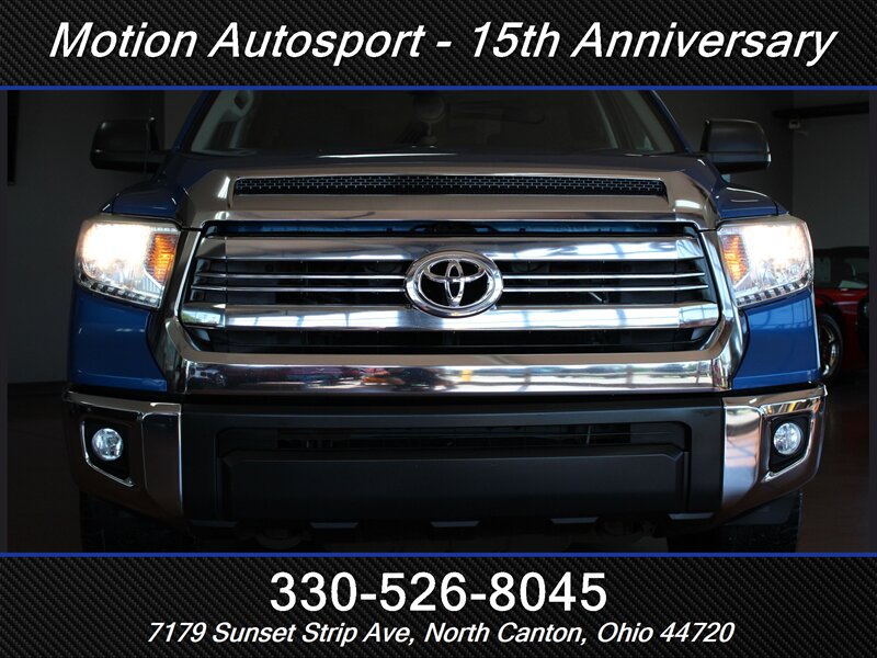Used 2017 Toyota Tundra SR5 AWD/4WD image 33
