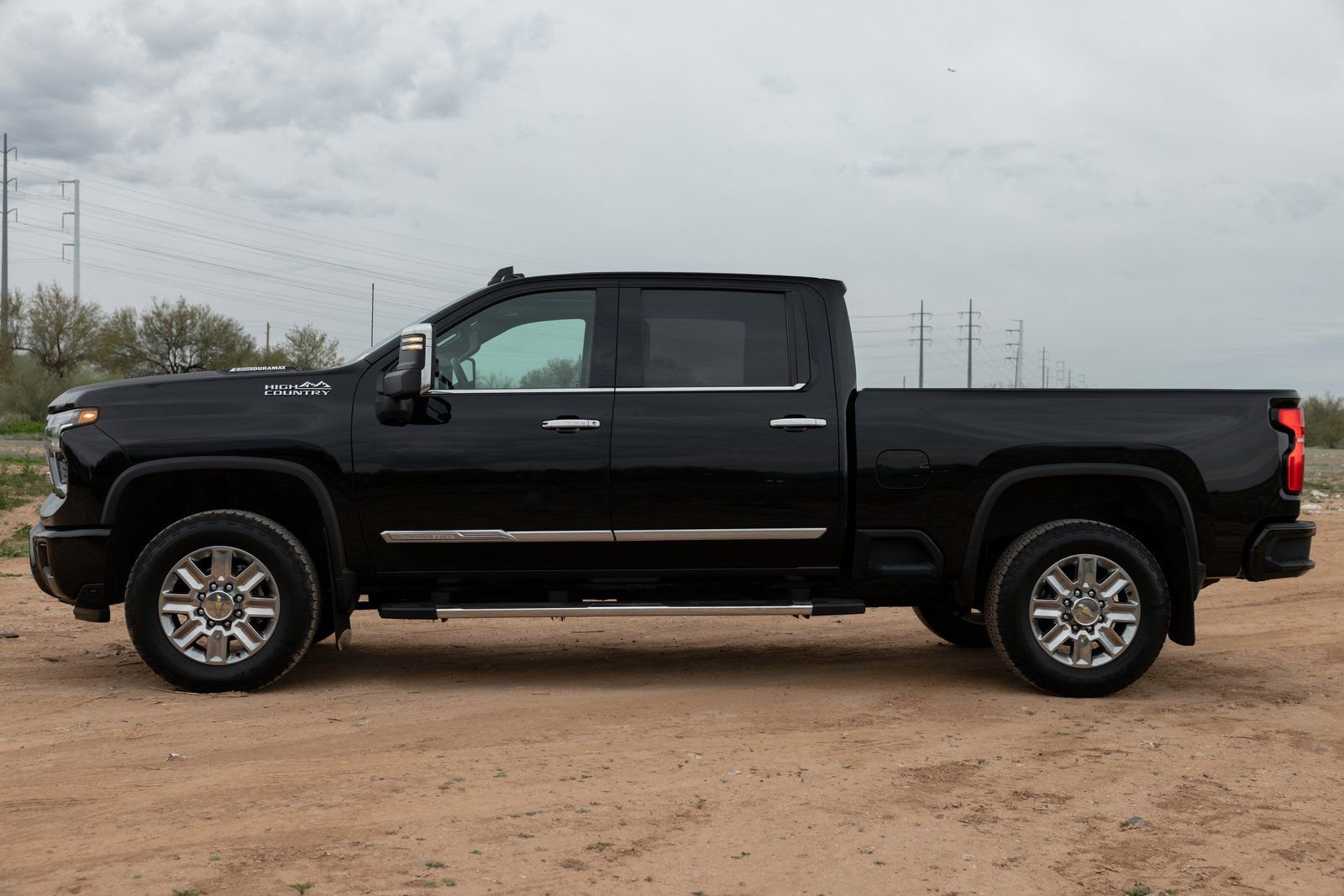 Used 2024 Chevrolet Silverado 2500 High Country w/ High Country Premium Package image 46
