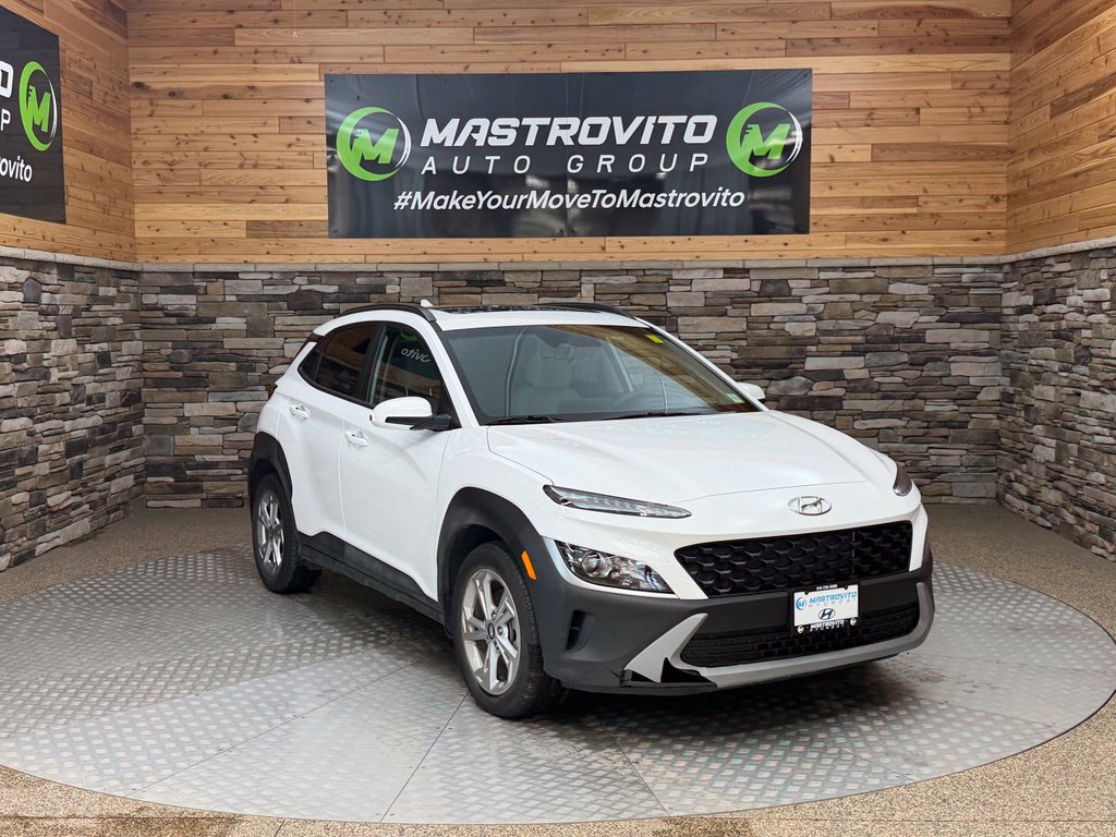 Used 2023 Hyundai Kona SEL w/ Convenience Package AWD/4WD image 3