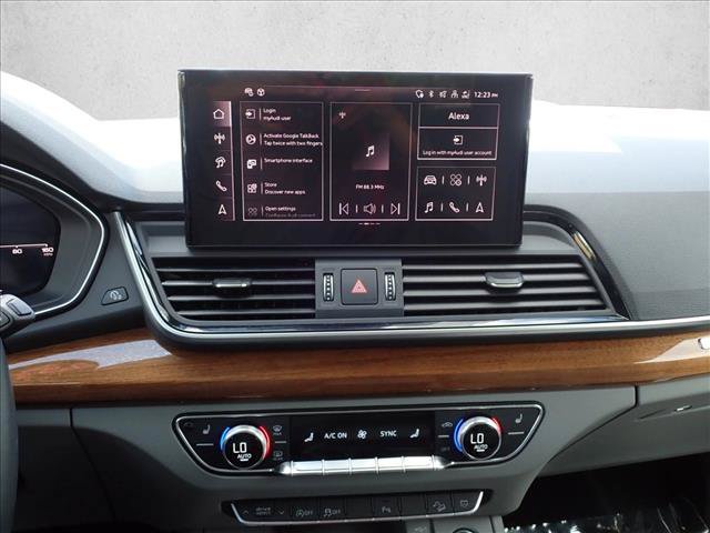 Used 2024 Audi Q5 2.0T Premium Plus AWD/4WD image 17
