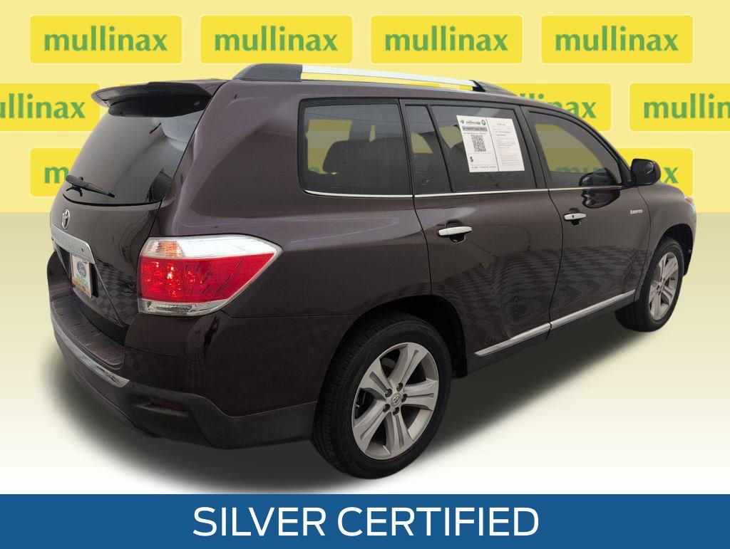 Used 2013 Toyota Highlander Limited image 3