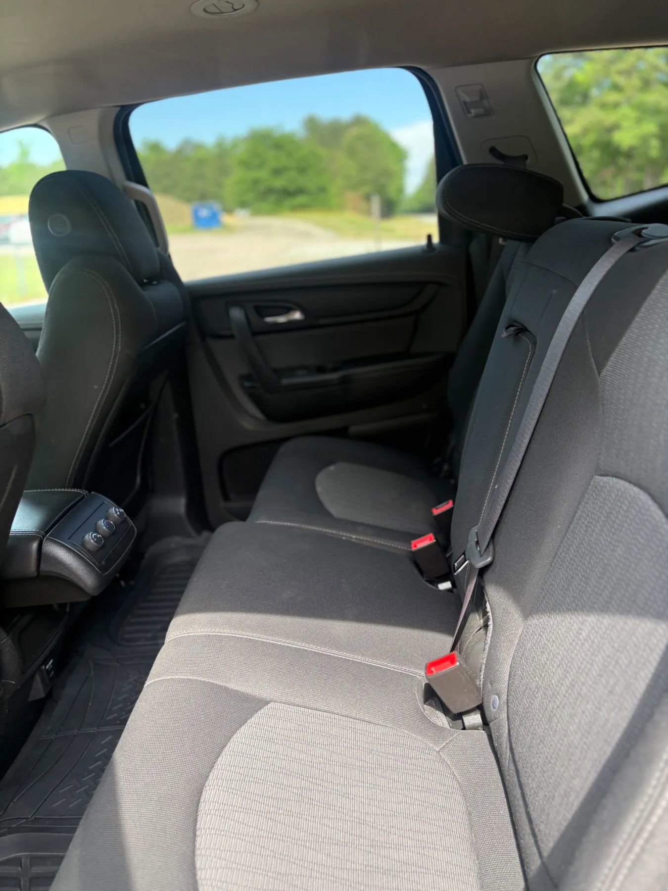 Used 2014 Chevrolet Traverse LT w/ All-Star Edition FWD image 33