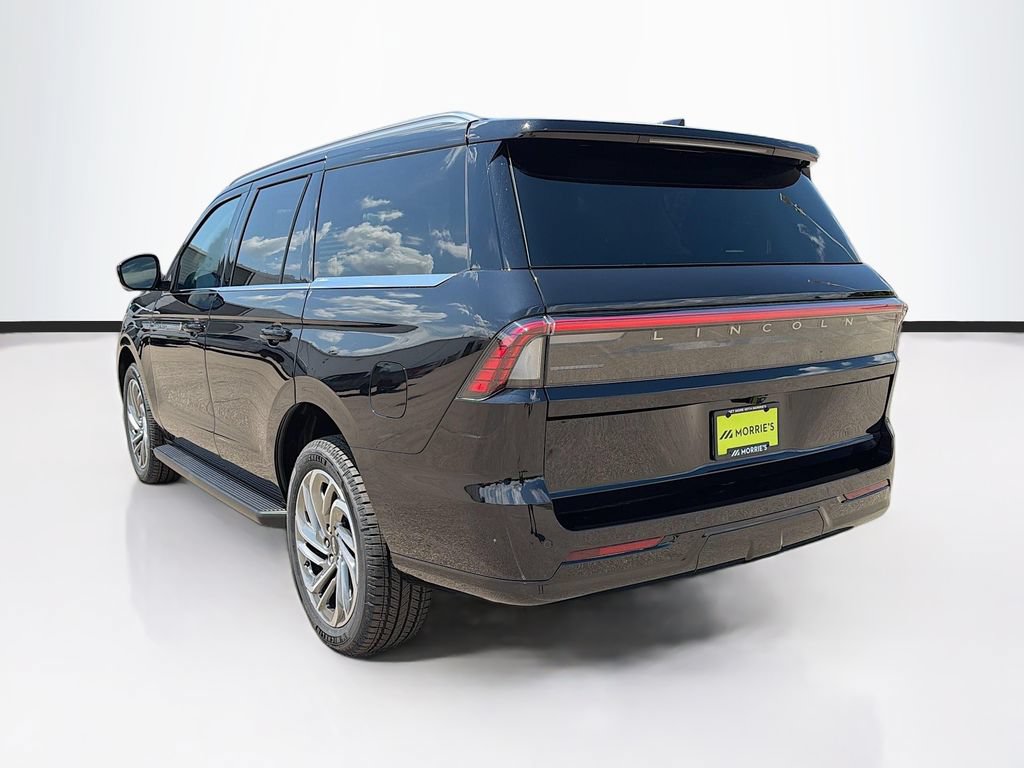 Used 2026 Lincoln Navigator Premiere AWD/4WD image 7