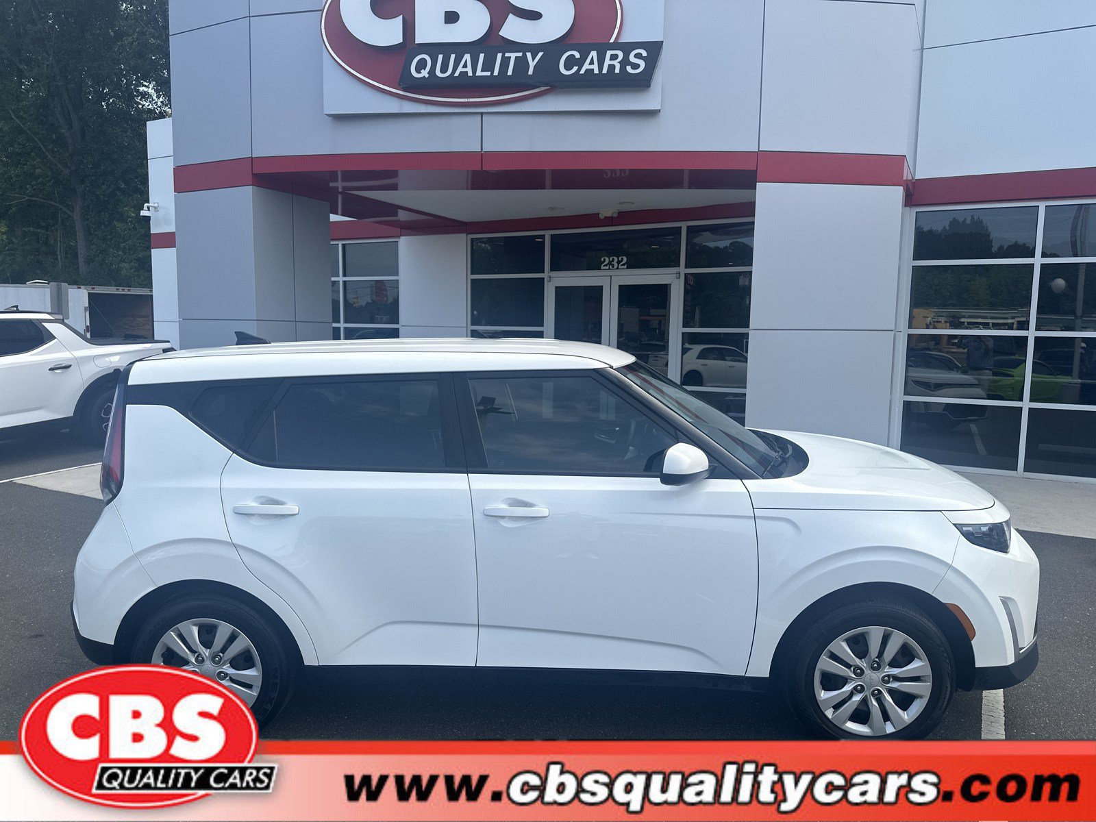 Used 2024 Kia Soul LX FWD image 1