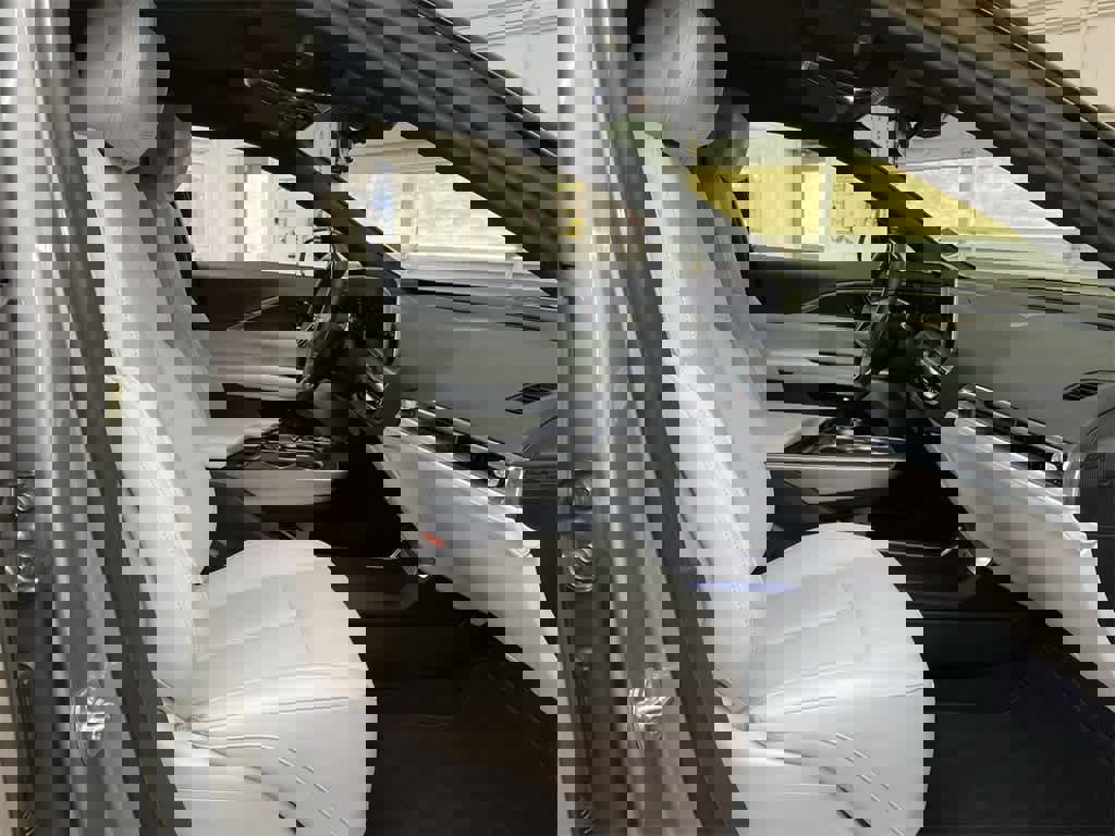 Certified 2025 Cadillac Lyriq Luxury image 19