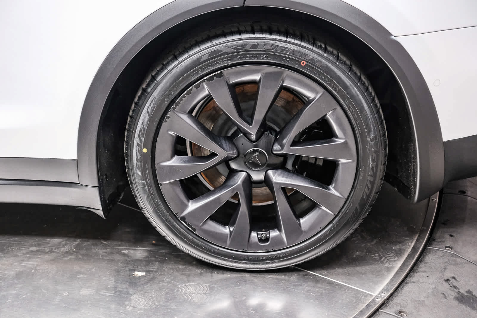 Used 2023 Tesla Model X AWD/4WD image 10