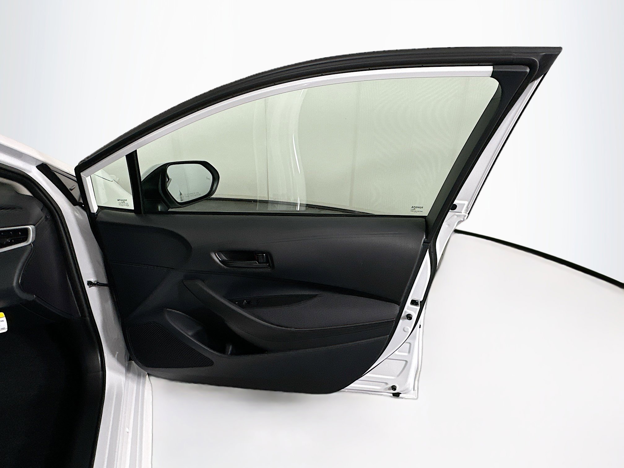 Used 2026 Toyota Corolla LE image 29