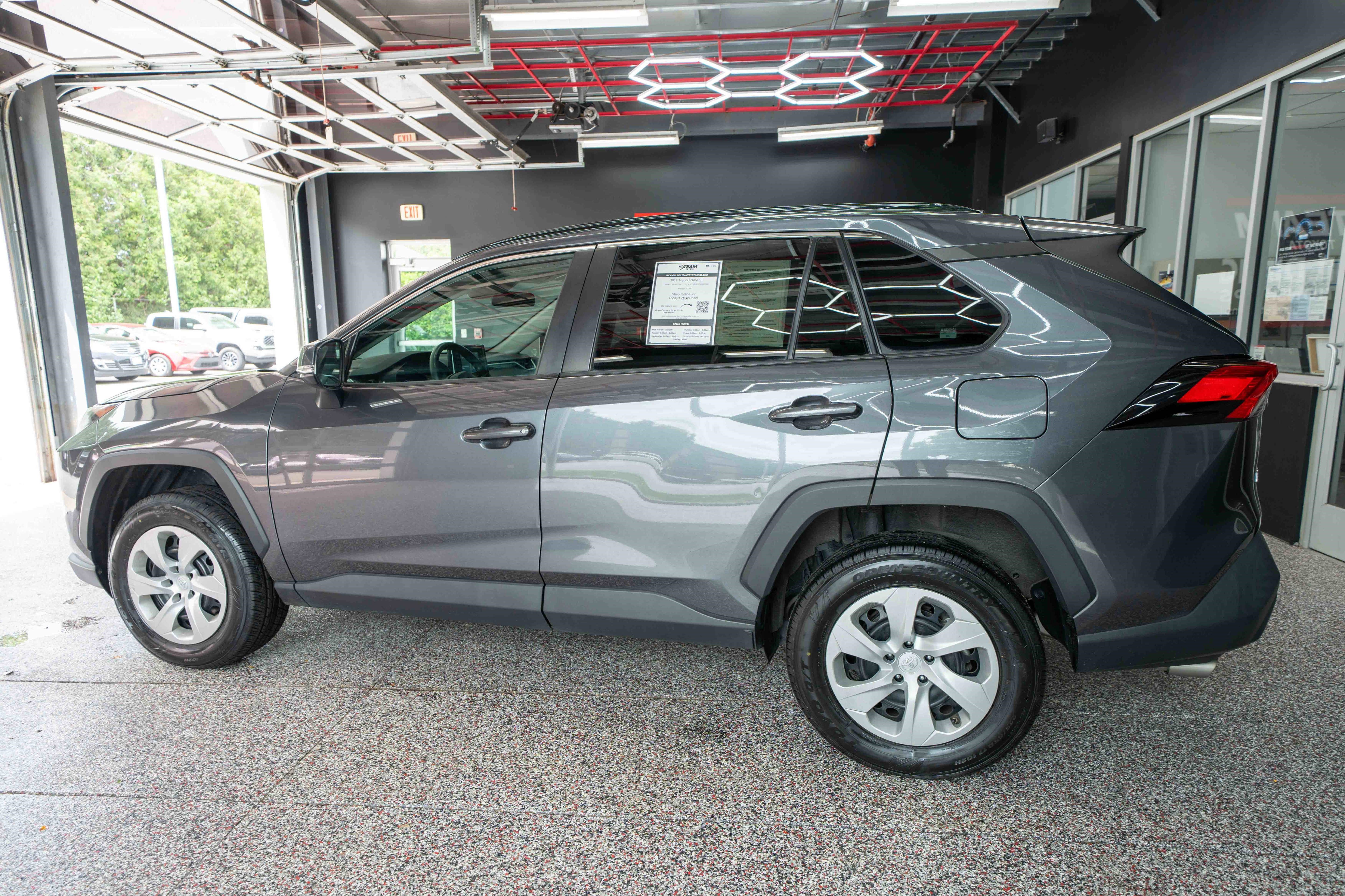 Used 2019 Toyota RAV4 LE w/ All Weather Liner Package AWD/4WD image 2