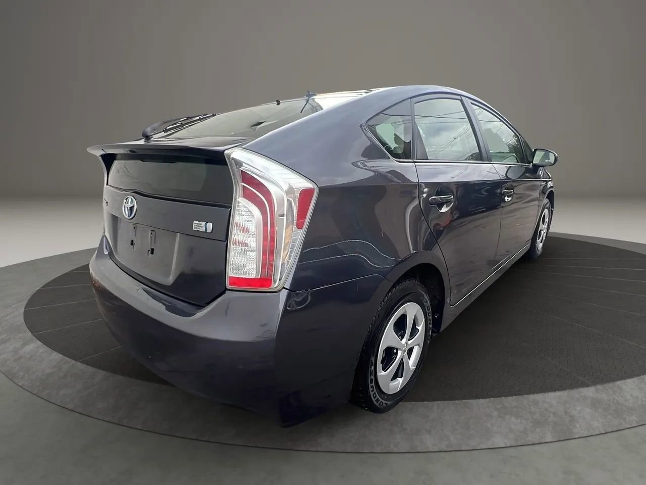 Used 2014 Toyota Prius One image 5