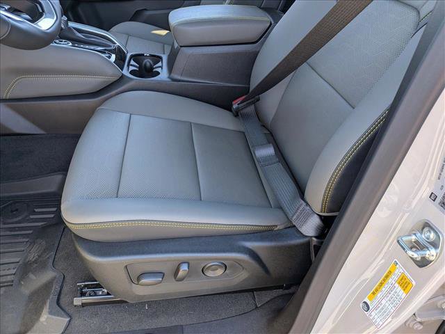 New 2026 Chevrolet Colorado ZR2 w/ ZR2 Bison Edition image 4