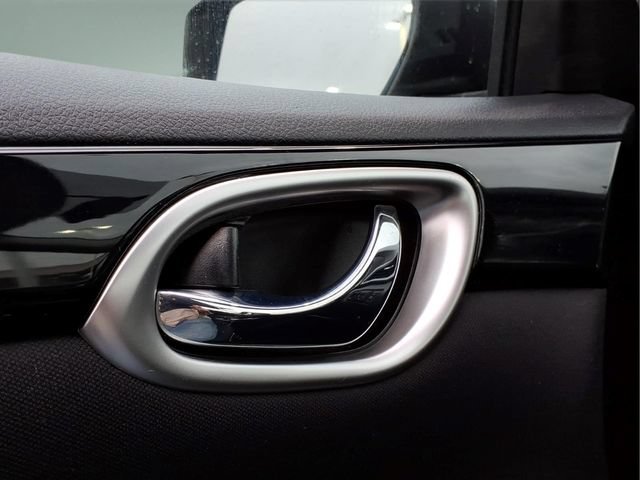 Used 2019 Nissan Sentra SV FWD image 16