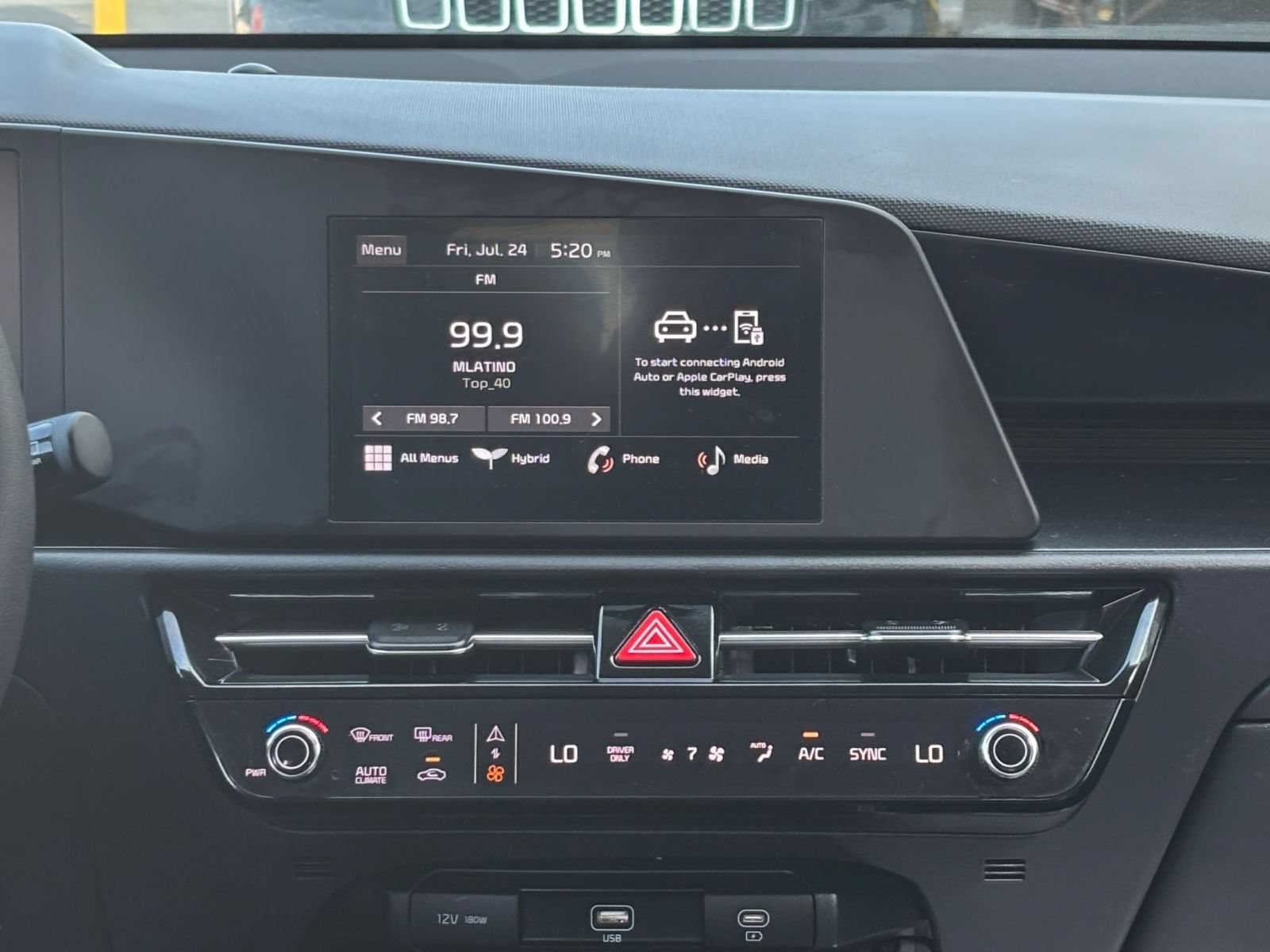 Used 2026 Kia Niro LX FWD image 17