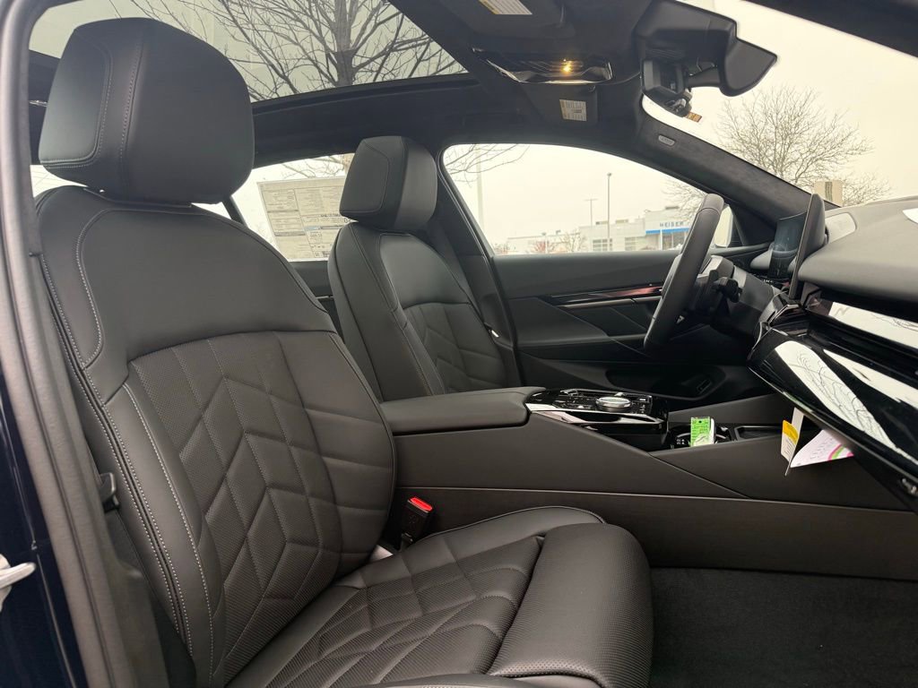 New 2026 BMW 530i xDrive w/ M Sport Package image 14