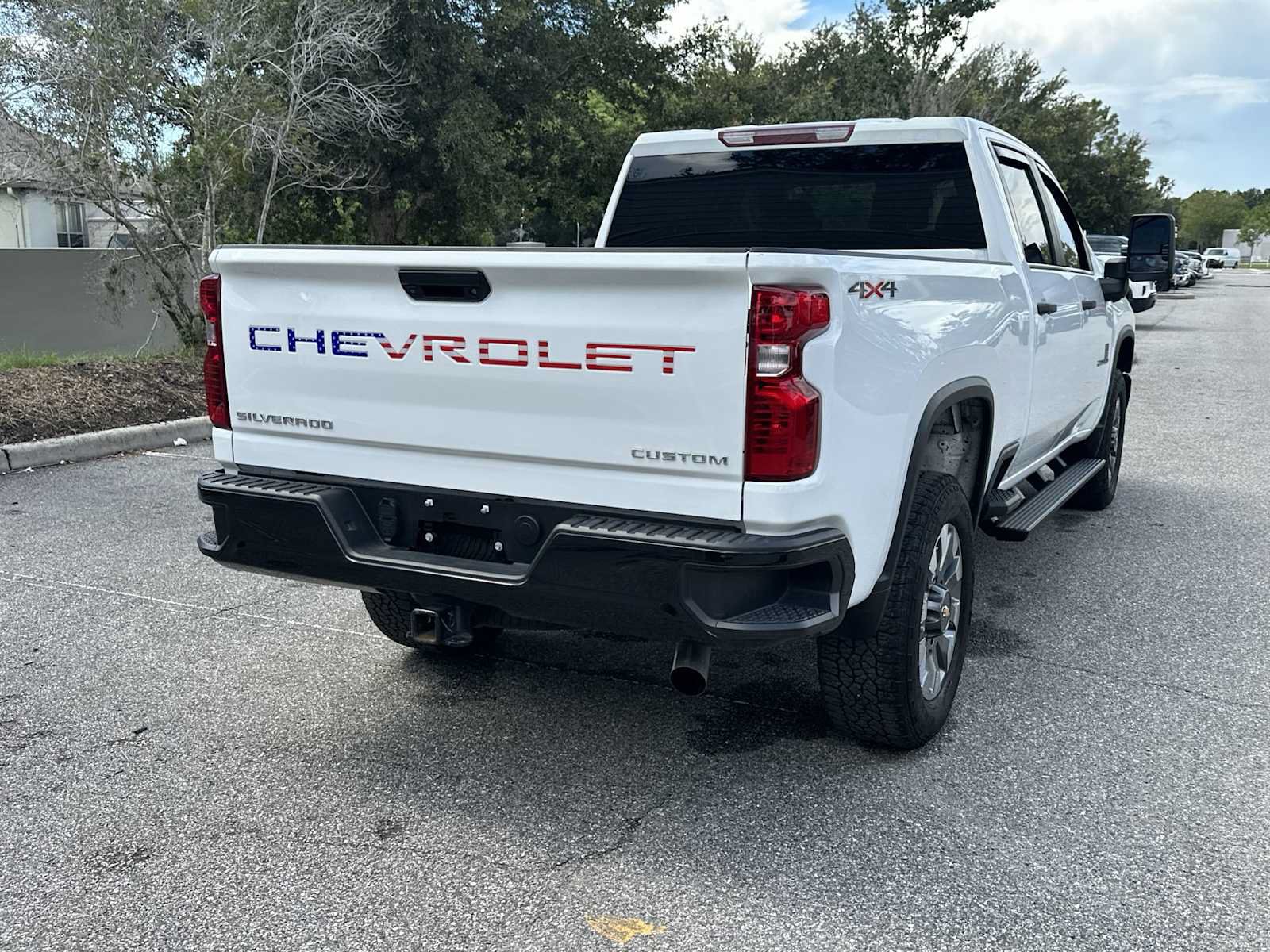 Certified 2025 Chevrolet Silverado 2500 Custom AWD/4WD image 6