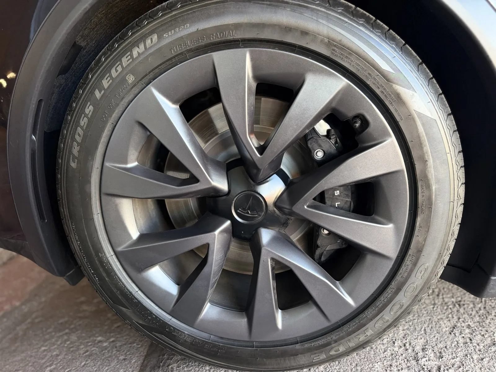 Used 2024 Tesla Model X AWD/4WD image 33