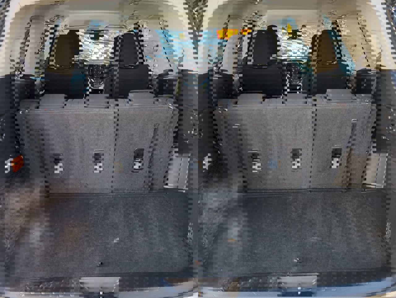 Used 2024 Subaru Ascent Premium w/ Convenience Package image 14