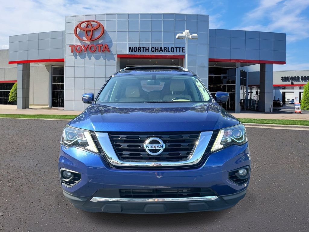 Used 2017 Nissan Pathfinder SL w/ SL Tech Package AWD/4WD image 2