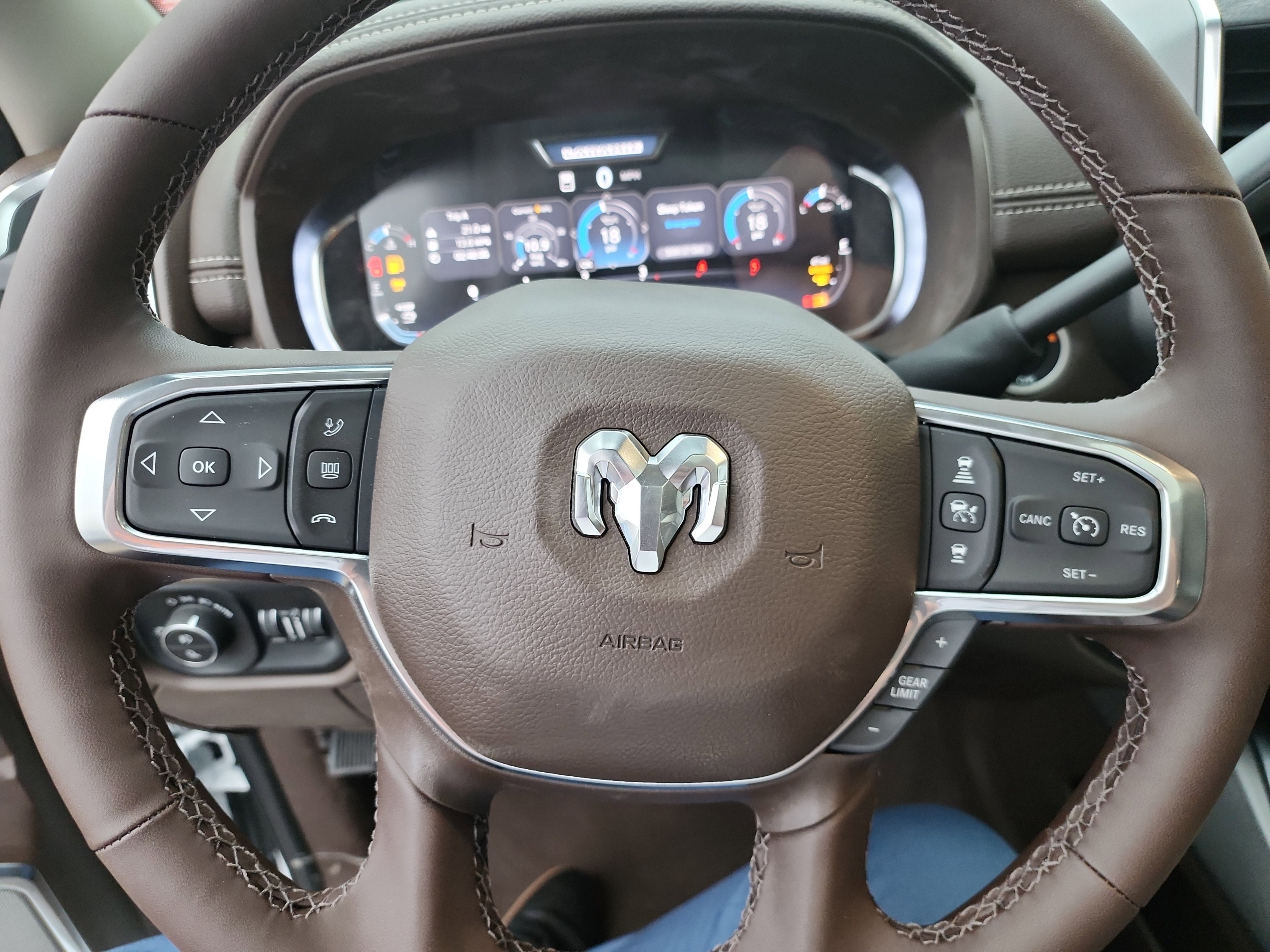 New 2025 RAM 2500 Laramie image 10