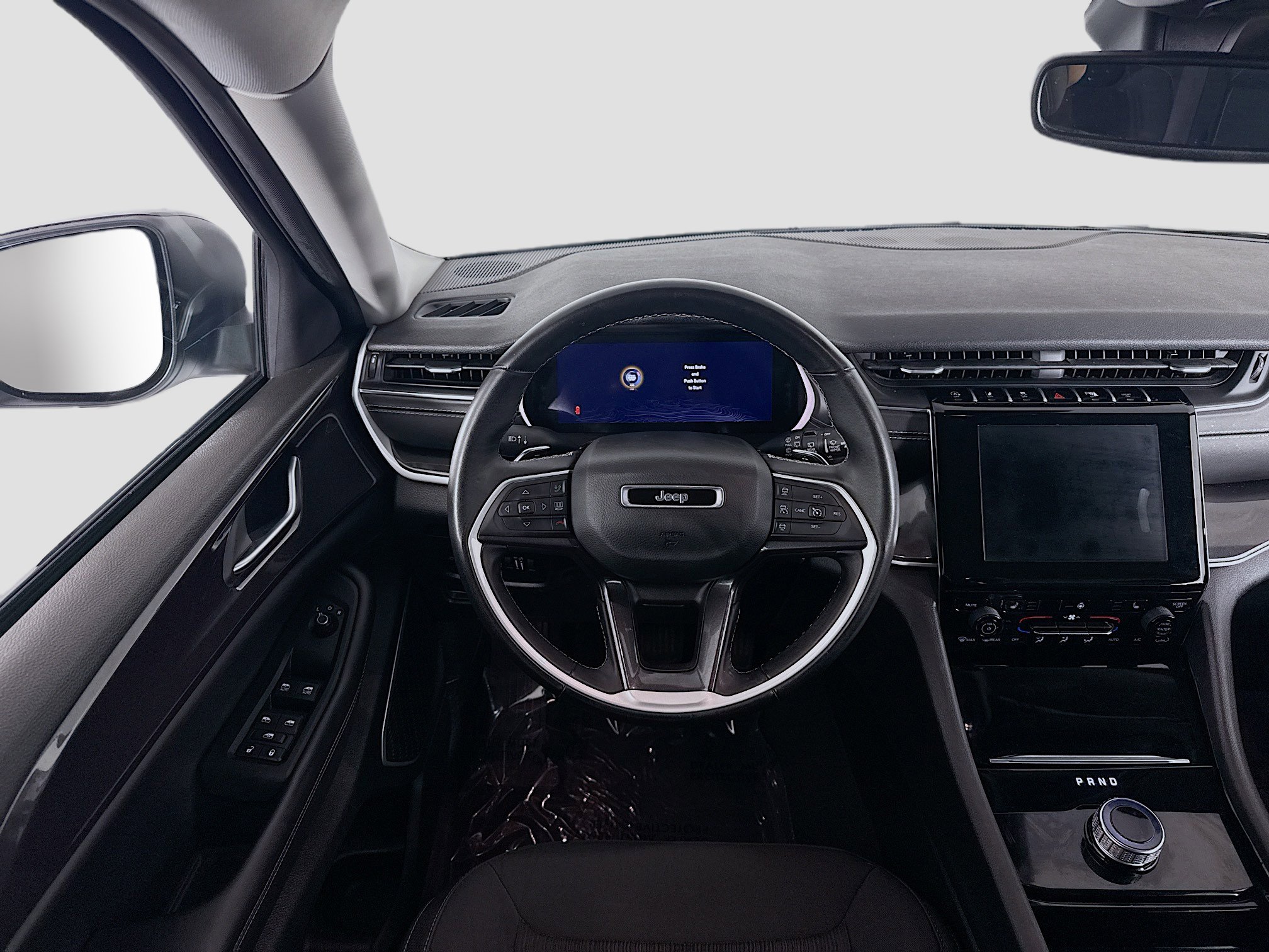 Used 2022 Jeep Grand Cherokee Laredo w/ Luxury Tech Group I image 17