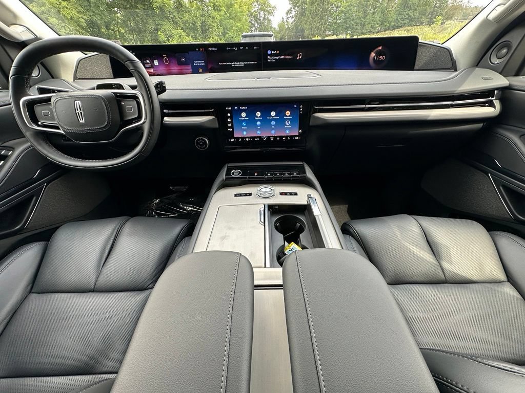 New 2027 Lincoln Navigator Reserve AWD/4WD image 22