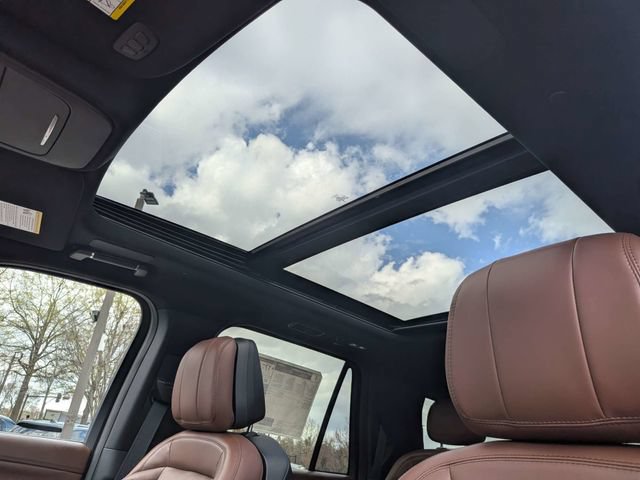 New 2026 Lincoln Navigator L Reserve AWD/4WD image 21