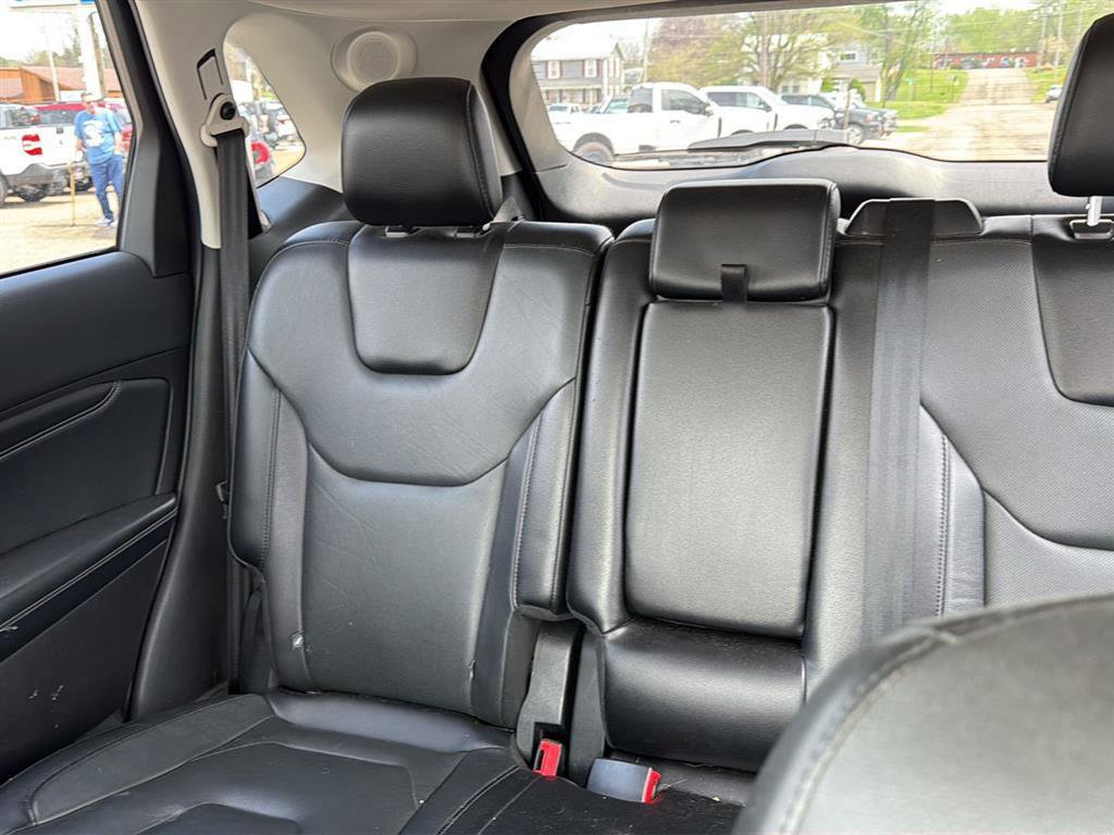 Used 2017 Ford Edge Titanium w/ Equipment Group 301A image 11