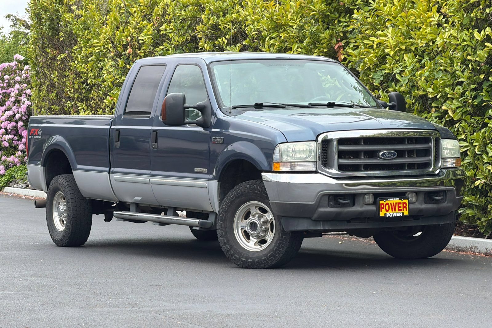 Used 2004 Ford F350 Lariat AWD/4WD image 2